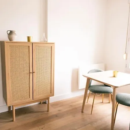 Апартаменты Voltaire Cambronne-les-Ribecourt